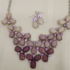Pretty in Purple necklace/earrings